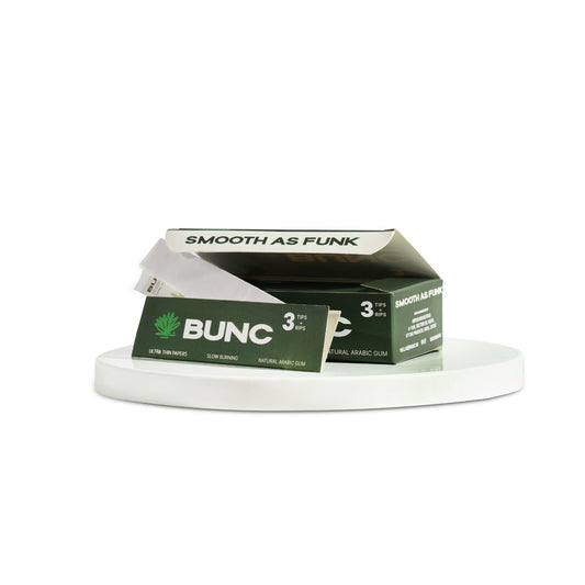 Bunc 3RT/ 3 Rolling Paper + 3 Tips/Pack of 50 Strips/White